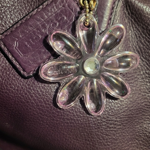 Coach East West Madison Large EggplantTote Bag Leather H1376-26769 W Coach CHARM - Picture 9 of 10